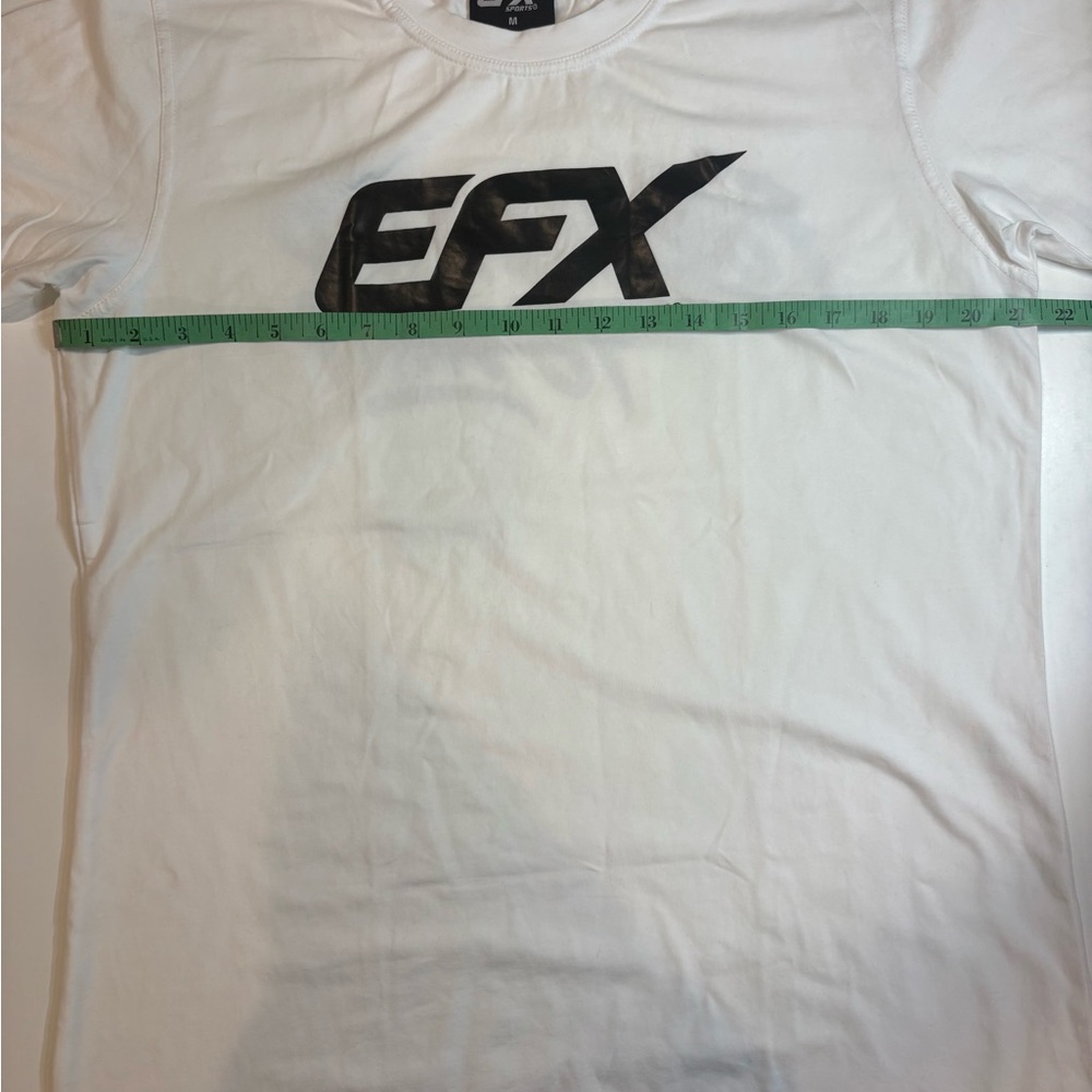 Size M new without tags White Short Sleeve Men's Tee